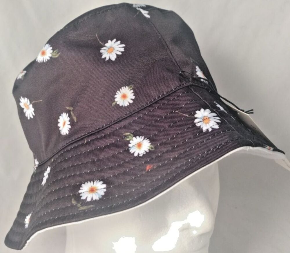 Alice & Olivia Stacey Bendet Reversible Daisy/Solid White Bucket Hat-NEW w/TAGS!